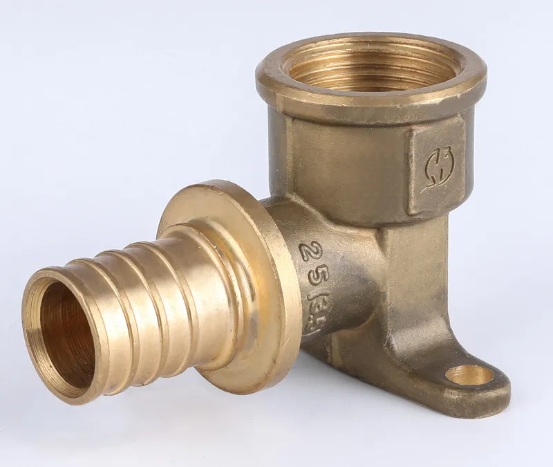 АКС. Уголок c креплением 20*1/2 F "VER-PRO" (140/5шт)